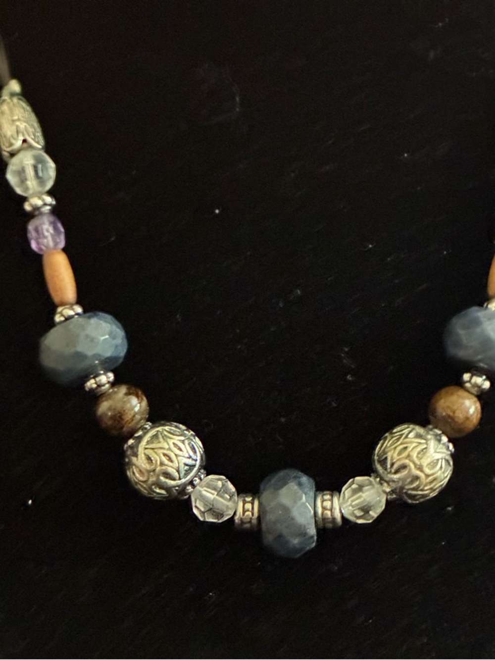 Lia Sophia EUC Necklace Blue
Sodalite Stone Wood Bead
Leather Cord Silver Tone - Picture 4 of 12